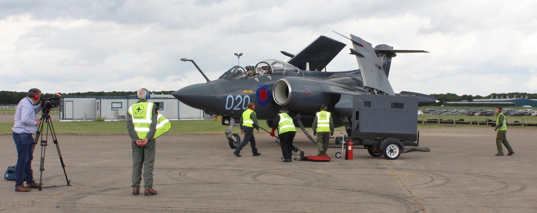 Graham – back to camera – surveys the scene prior to a test-run with one of our Spey engines, June 2017, at Bruntingthorpe. The BBC filming.